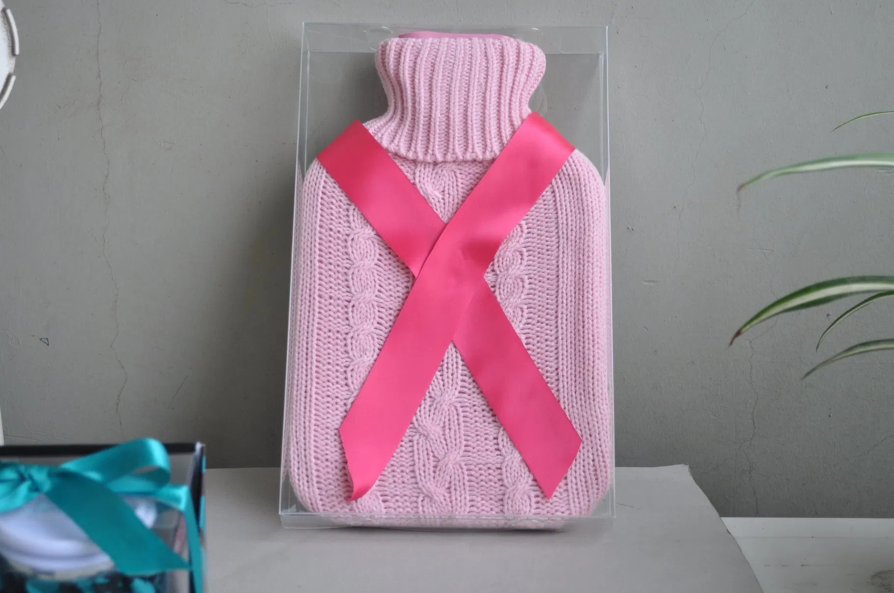 Gift Box Packing Hot Water Bottle with Knitted Cover