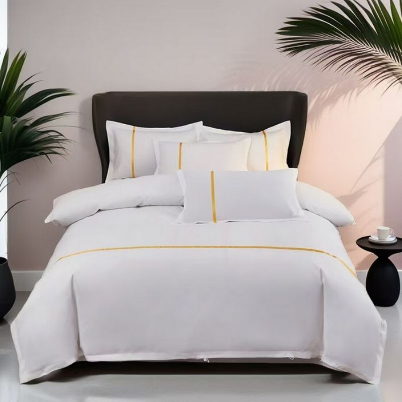 ODM/OEM Hotel Guesthouse Bedding White Brushed Queen King Bed-Linen Webbing Quilt Comforter Duvet Cover Soft Bed Sheets Double Pillowcases Bedding Set