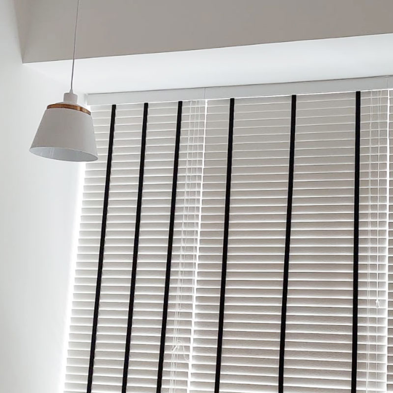 High Grade PVC Faux Wood Blinds with Ladder Tape Corded Horizontal Window Blinds