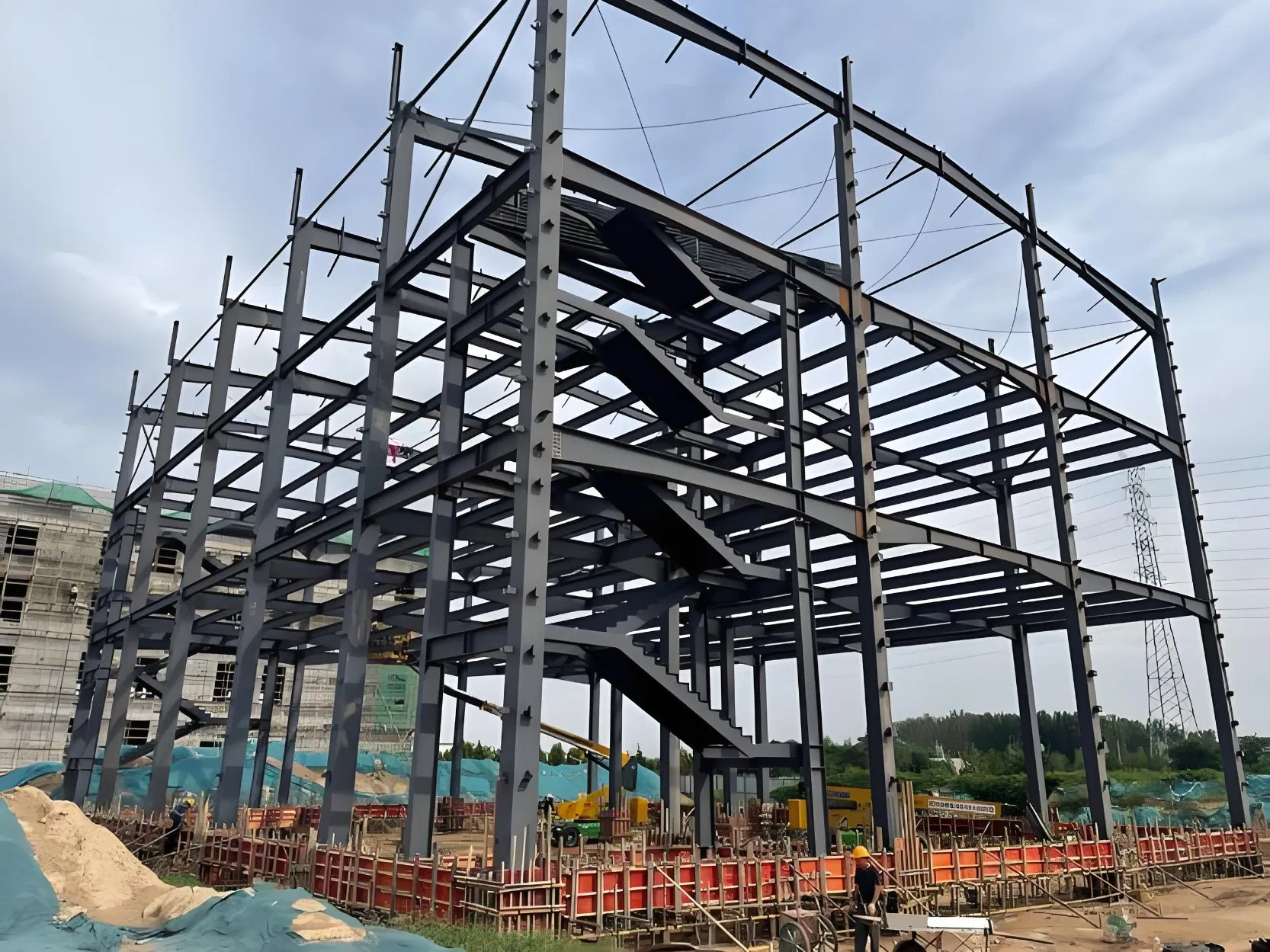 Innovative Design, Comprehensive Customization, High-Precision Prefabricated Steel Structure Frame, Suitable for Steel Structure Buildings Durable for 50 Years