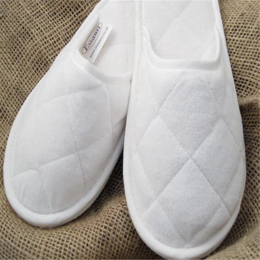 Customized Logo Comfortable Hotel Slippers