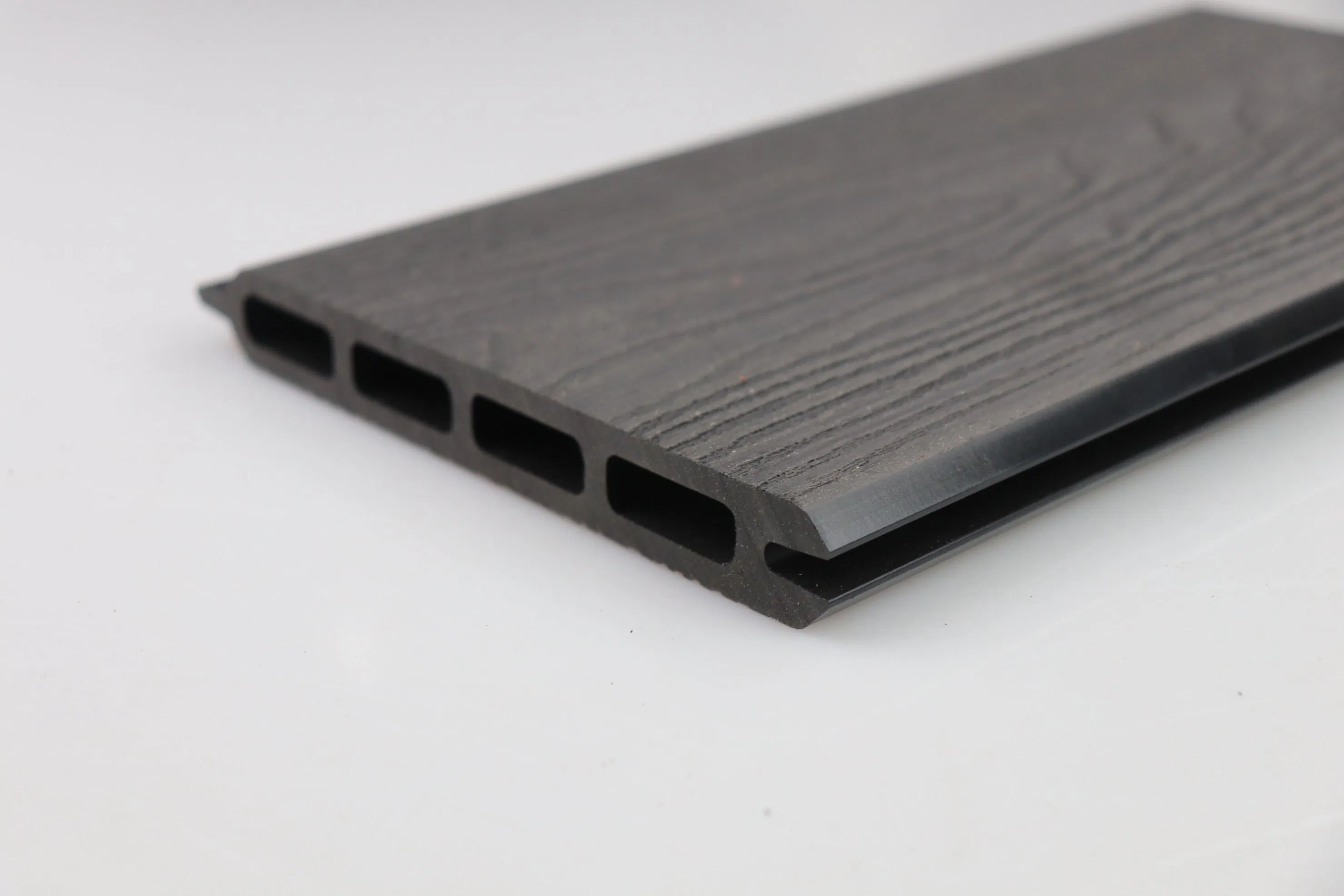 Factory Wholesale Price New Generation Outdoor Decoration WPC Composite Fence