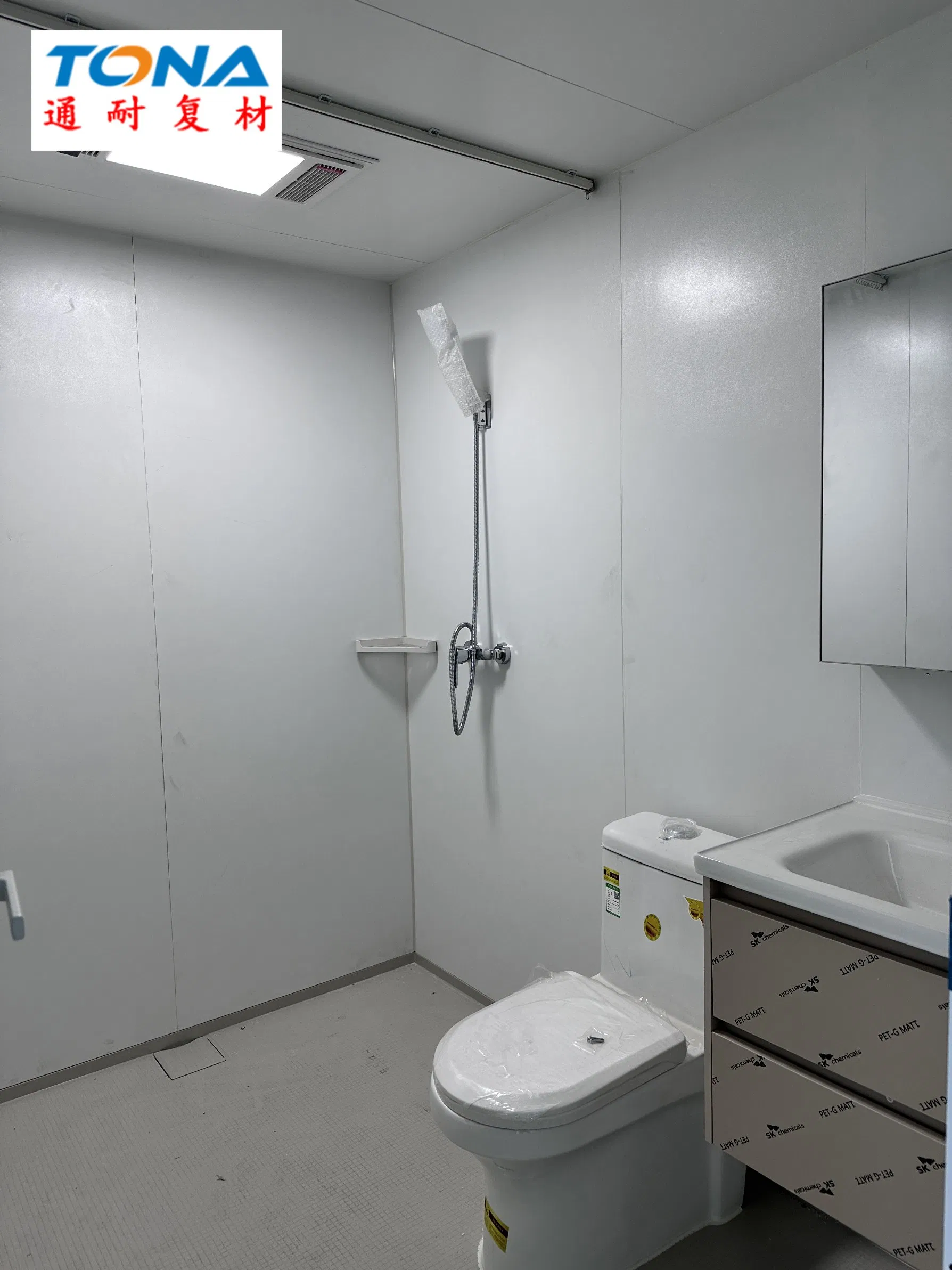 Accessories Prefabricated Furniture Leakproof Design Customizable Size Fast Shipping SMC Bathroom