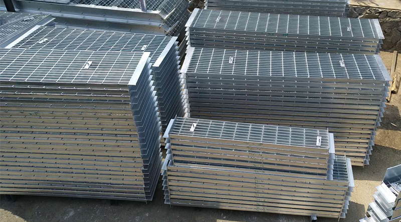 Hot Sale Steel Grating Q195 Q235 Aluminum FRP Drain Grating Covers Diffraction