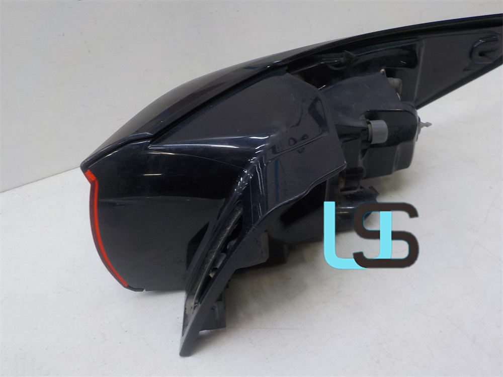 Задний фонарь левый для Mazda CX-5 II (2017-2018)