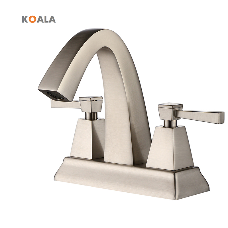 Traditional Deck Mounted Two Handles 4 Inch Bathroom Basin Faucet