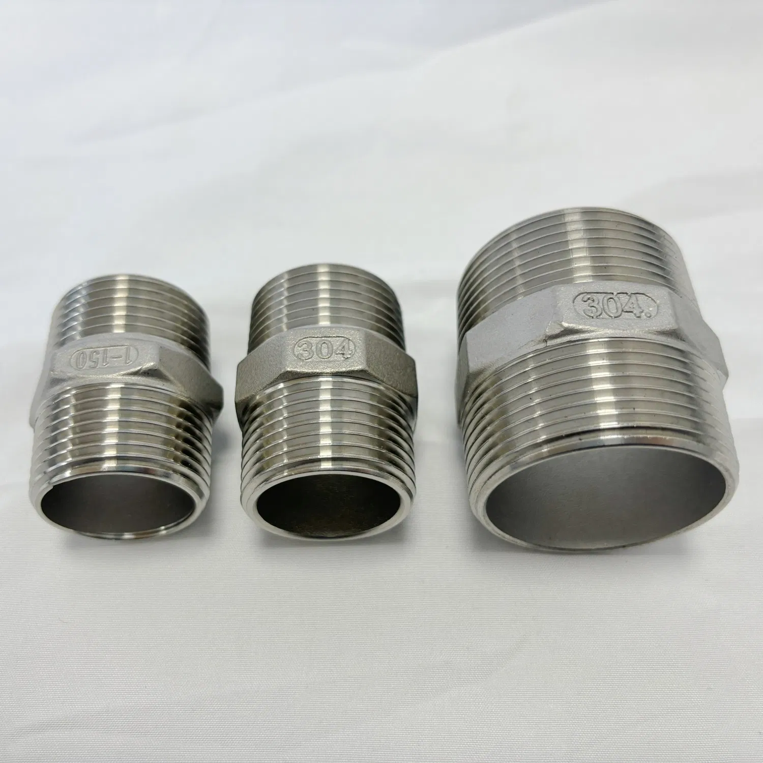 Heavy-Duty Stainless Steel Hex Nipple Pipe Fitting for Industrial Use