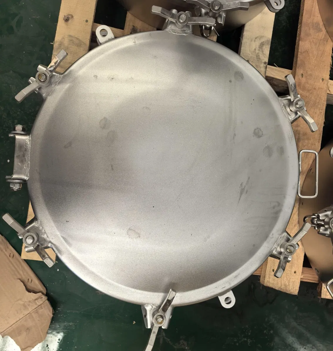 Jiasheng Ss Tanker Truck Accessories Fuel Round Dome Lids Manhole Cover