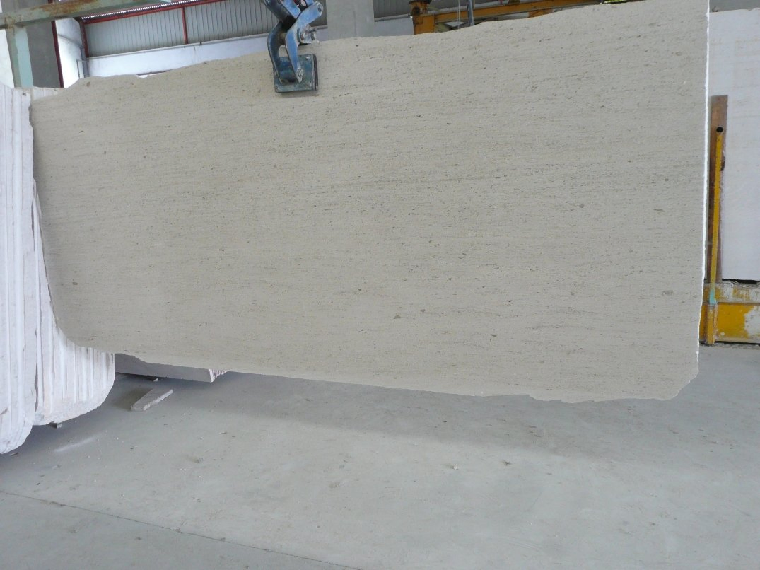 China Building Material Moca Cream Limestone Marble for Flooring Paver Tile Exterior Cladding