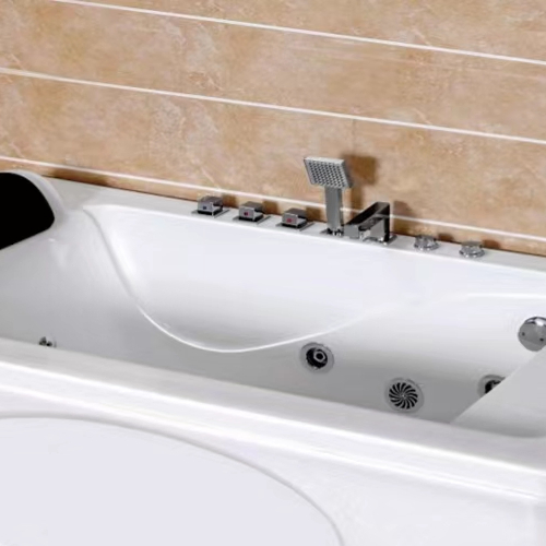 Угловая ванна с гидромассажем Whirlpool