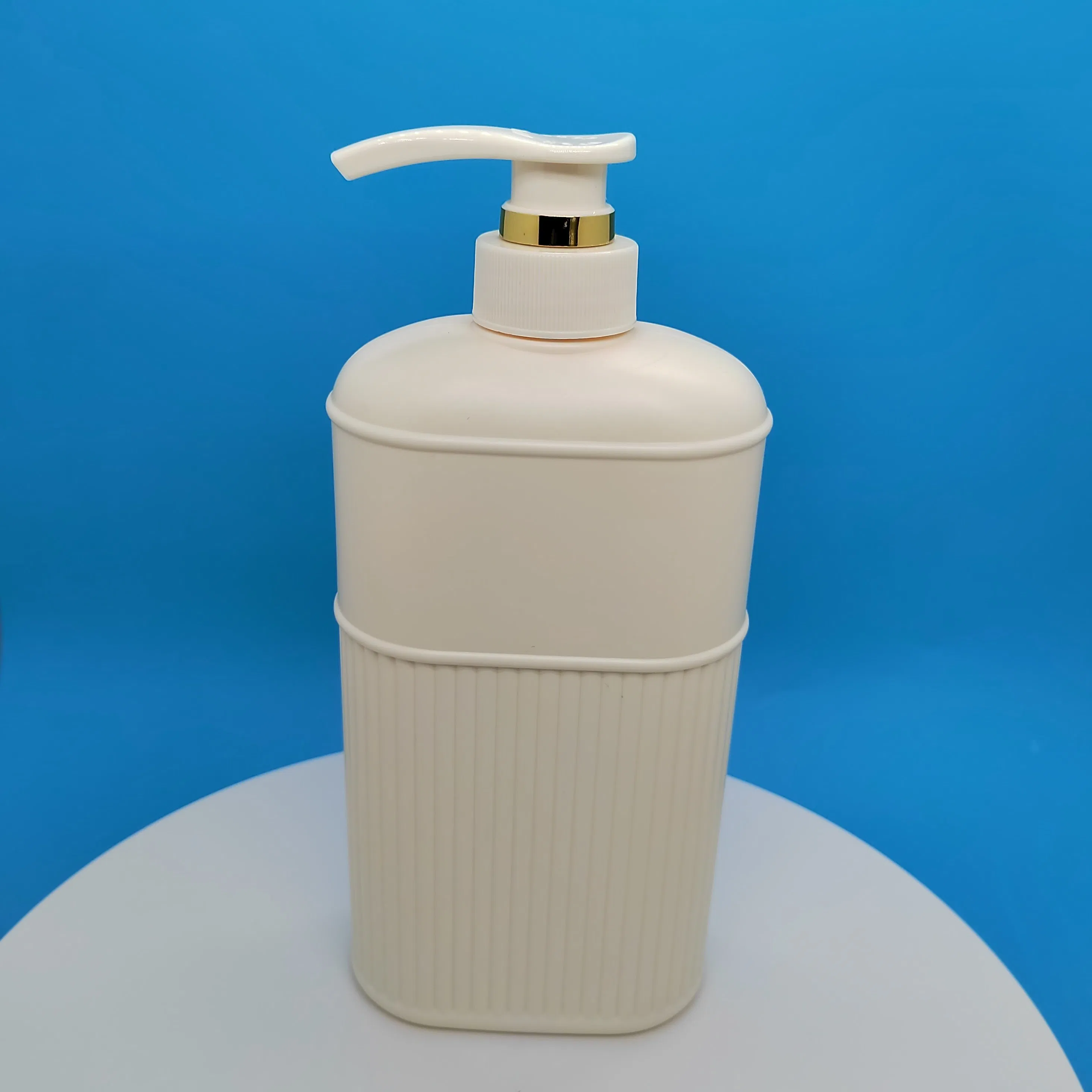 Gold Stamp Chalet 33/410 4cc Shampoo Shower Gel Plastic Lotion Pump Sprayer