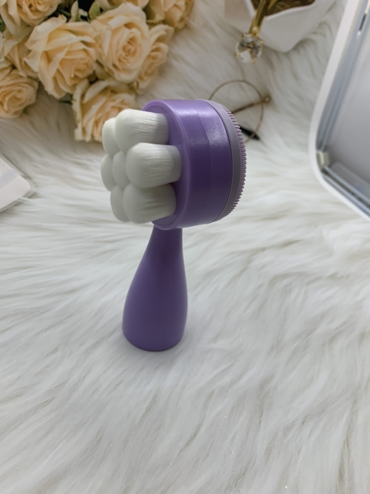 Purple Color Plastic ABS Handle Facial Brush with White Synthetic Hair
