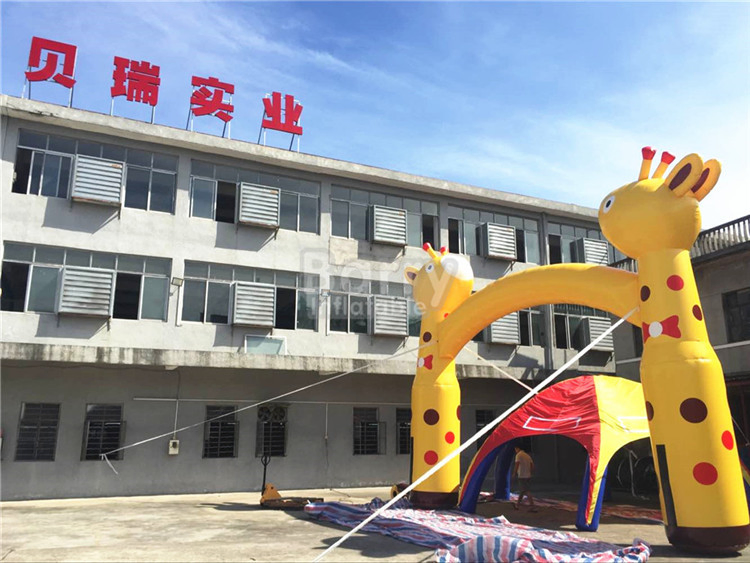 Outdoor Large Giraff Yellow Inflatable Start Finish Line Arch for Event
