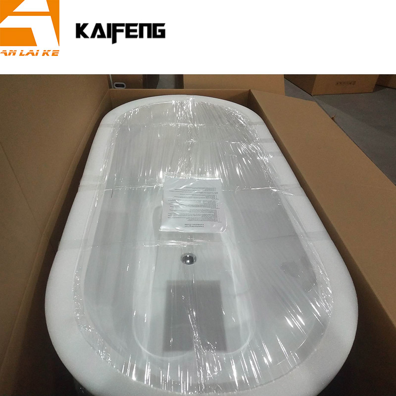 Акриловая отдельностоящая ванна KF-739