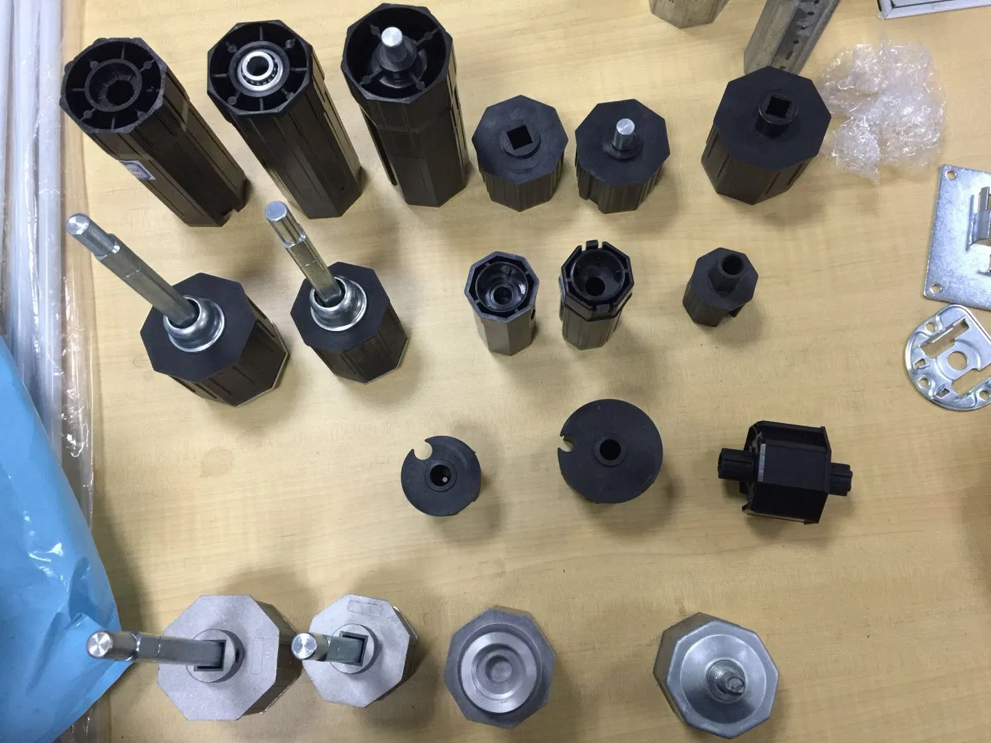 Best Selling Rolling Shutter Accessories 40mm Plastic Cap