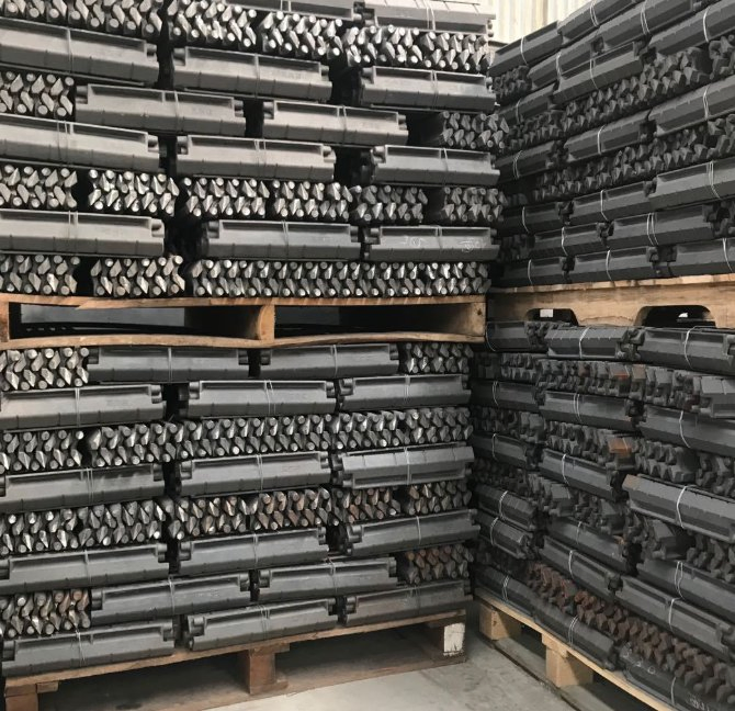 Low Price 3 4 Industrial Nuts Window Accessories Galvanized Bolts GB/T 6170-M12-SS304