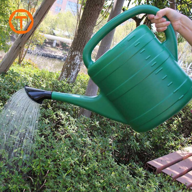 Removable Nozzle Spout 10L Large Plastic Water Pot Garden Watering Can with Long Spout