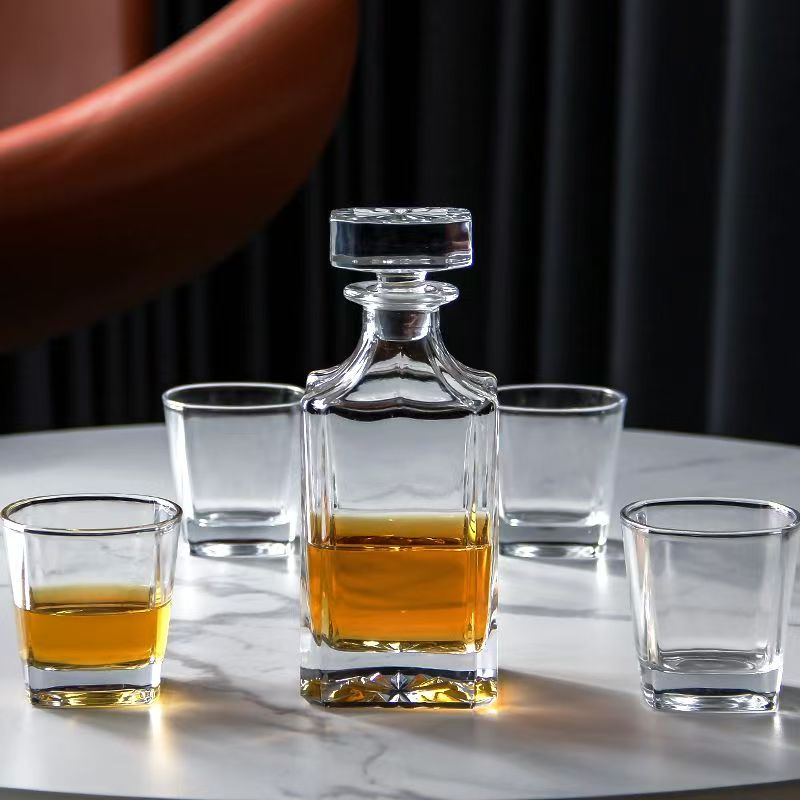7-Piece Hand Crafted 750ml Cocktail Liquor Glass Decanter & Whiskey Glasses Set