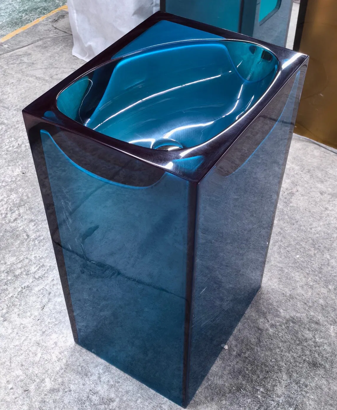 Прозрачная раковина из каменной смолы M726