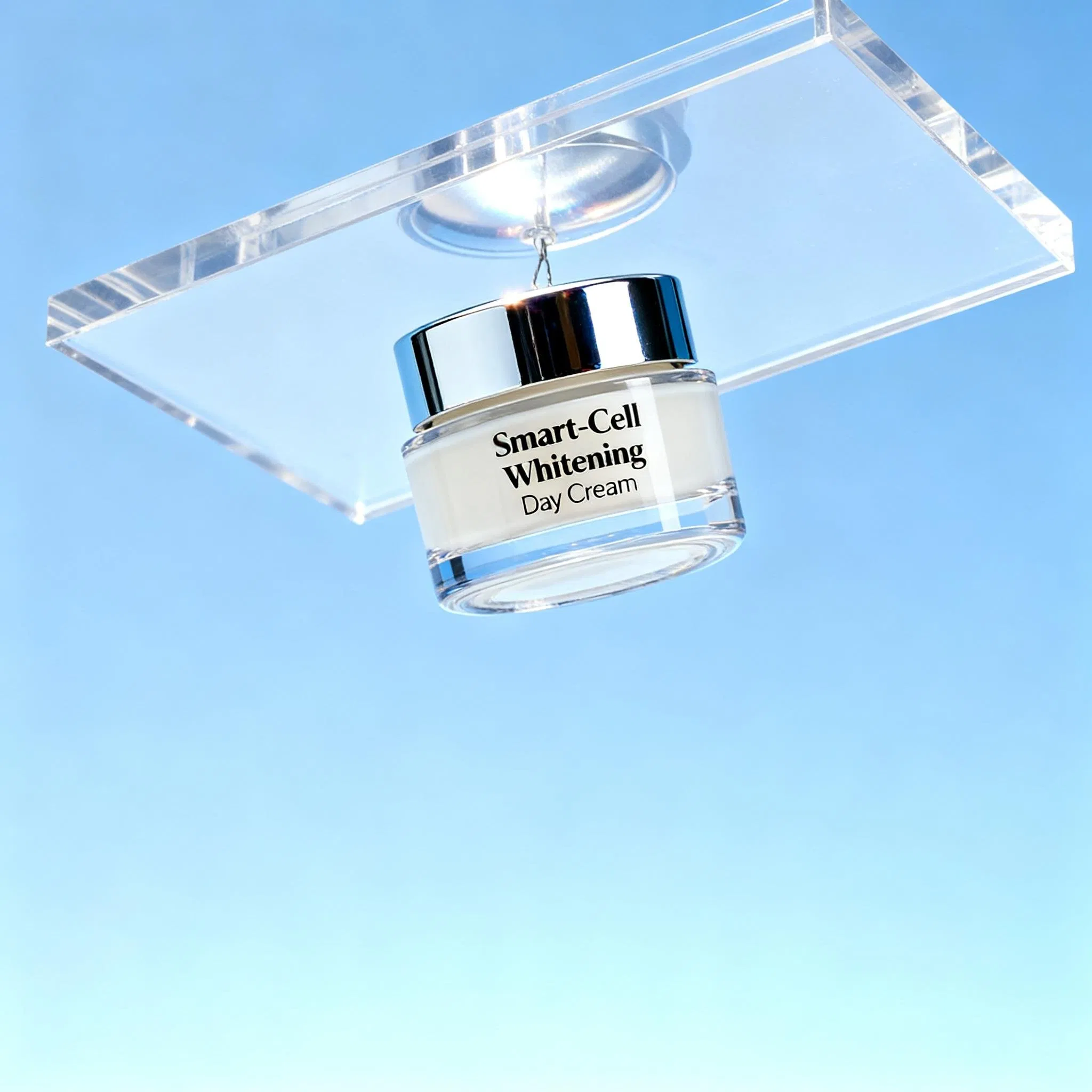 Comprehensive Concealing and Environmental Defense Makeup with Lotus Flower Extract for City Living