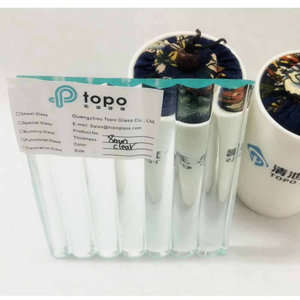 3mm Guangzhou Rich Patterns and Strong Decoration Water Column Pattern Glass (CP-TP)