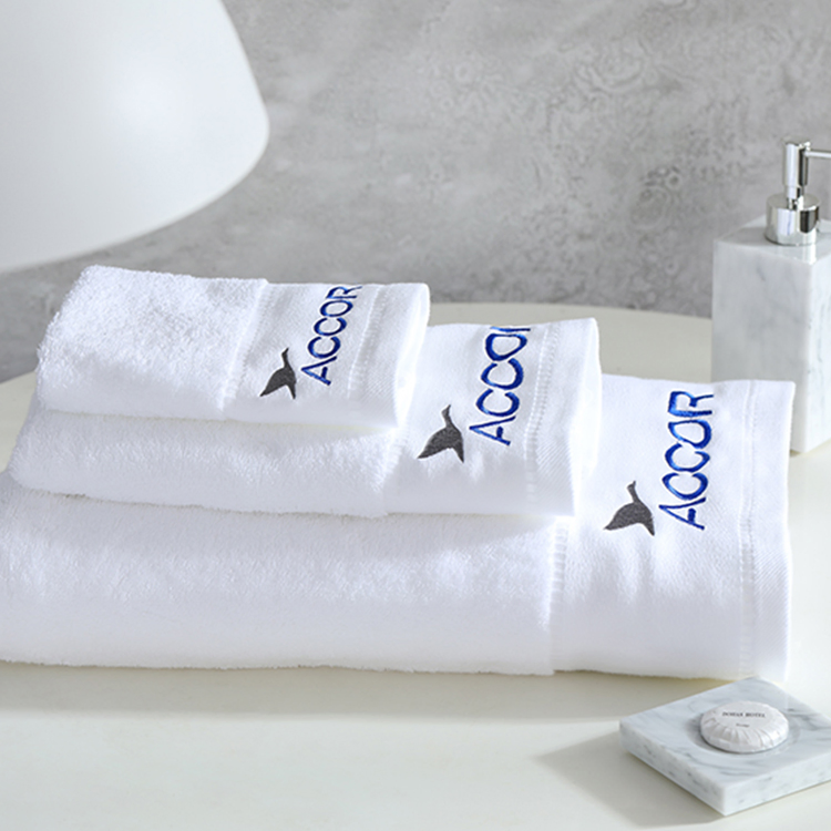 Luxury Hotel Soft Good Night White Cotton Towel