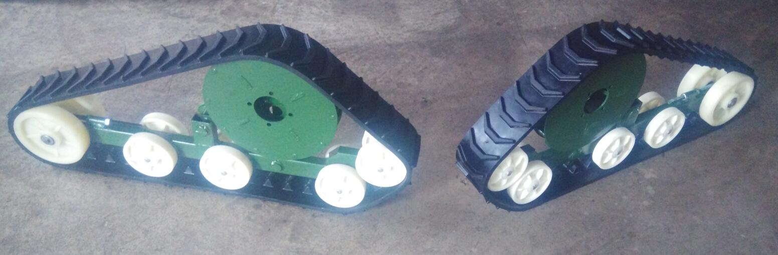 Heavy-Duty Snowplow Crawler with Remote Control and Rubber Tracks