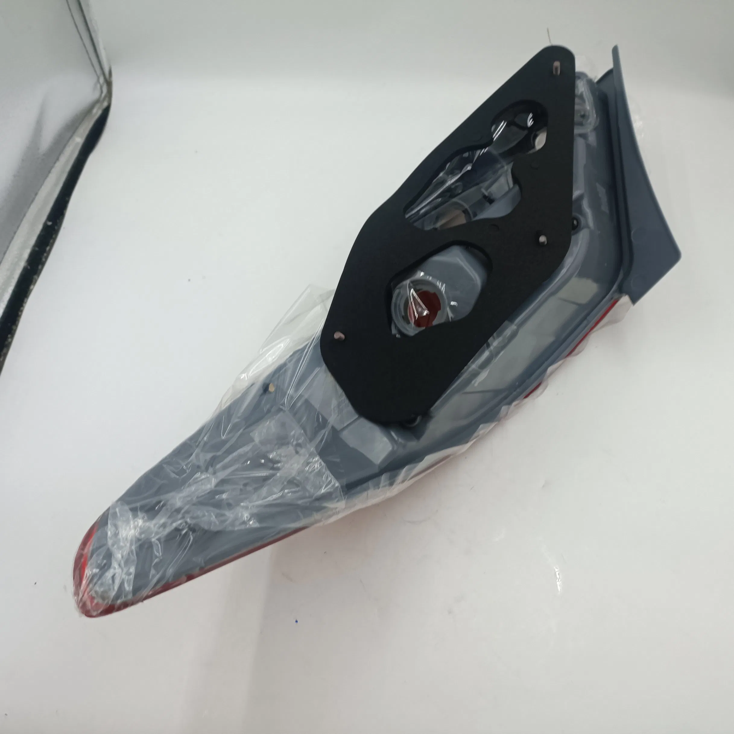 Задний фонарь Hyundai Accent/Solaris 2014