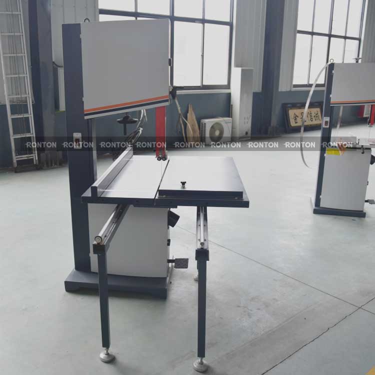 Станок ленточнопильный вертикальный по дереву