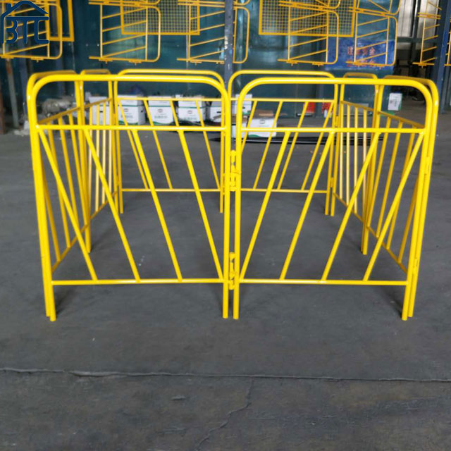 Hot Sale Fall Protection Manhole Guard Rails