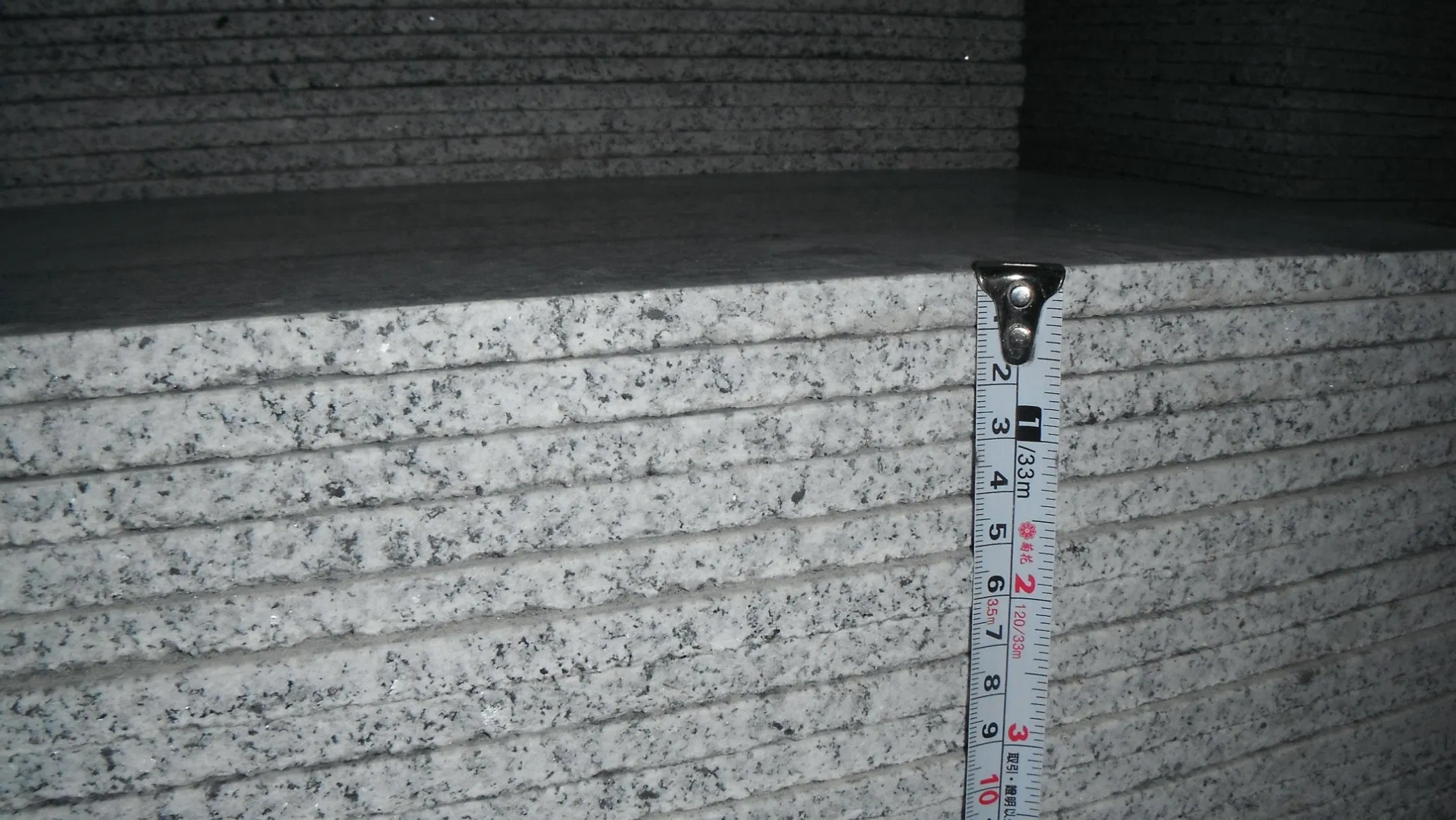 Hot Sale Flamed G623 Light Grey Granite Tile for Wall Decoration and Flooring