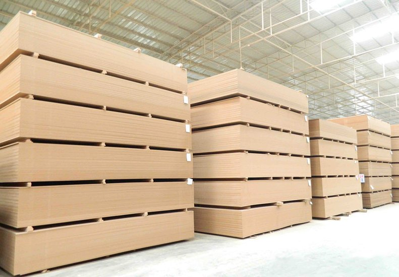 3mm 6mm 12mm 15mm 18mm Raw Plain Fibreboards MDF Wood/MDF Board/MDF Sheet