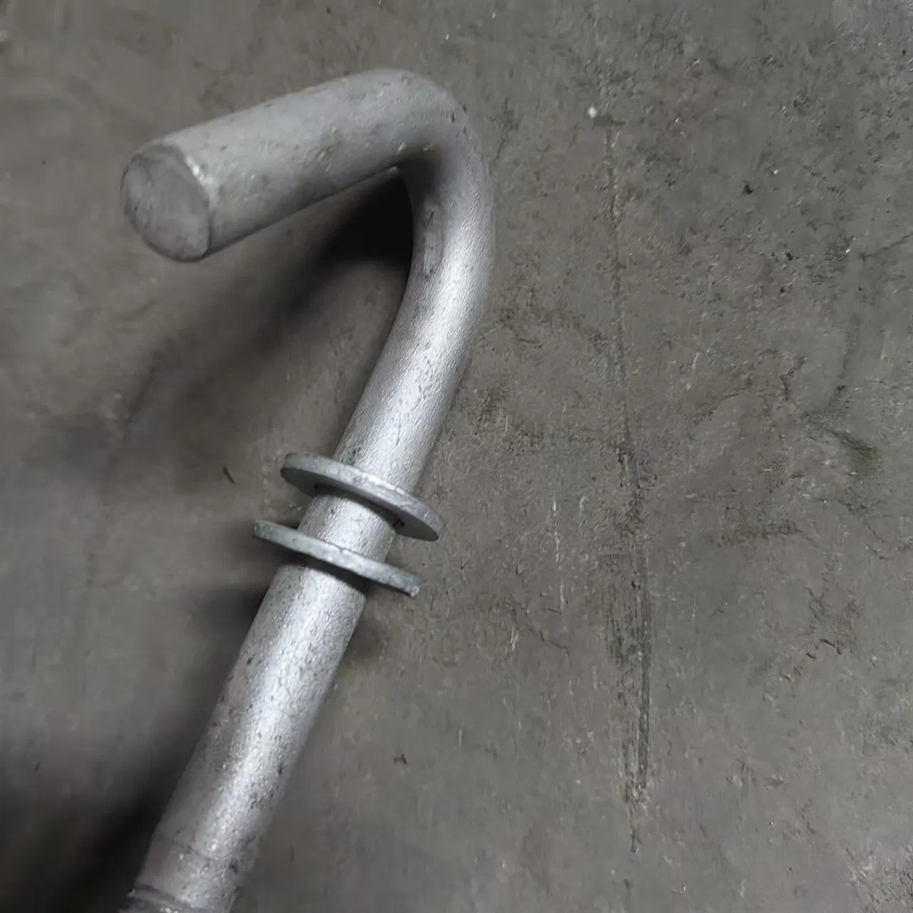Factory Price Galvanized Steel J Foundation Bolt Hook Bolt with Nuts and Gaskets