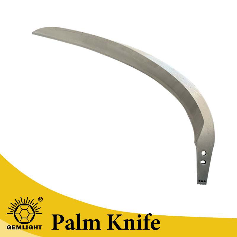 Compact Palm Harvesting Knife with Sharp Edge for Quick Fruit Removal