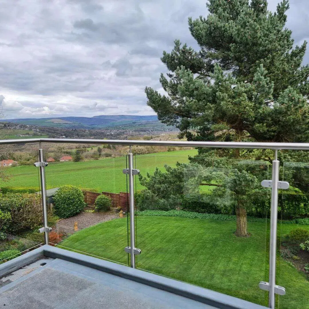 Durable Outdoor Balcony Railing with High-Quality Tempered Glass