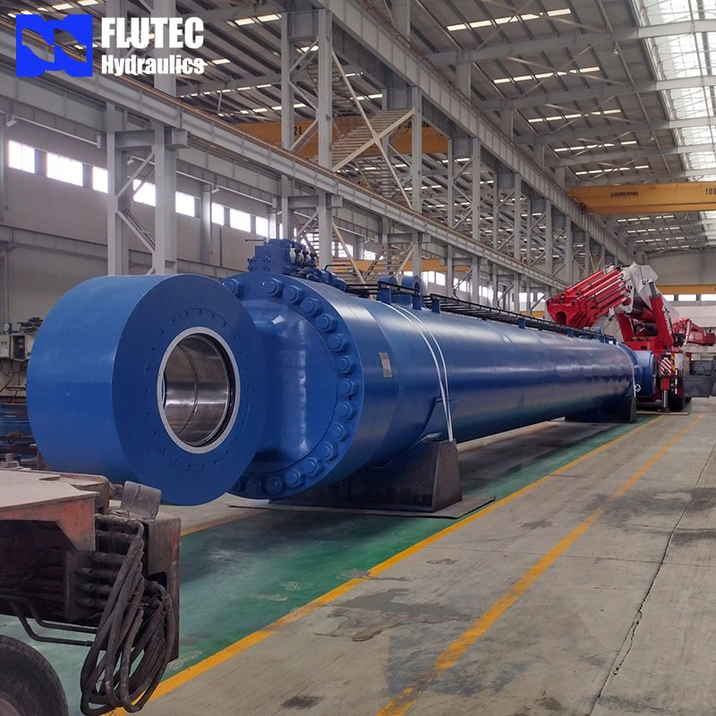 Гидравлический цилиндр для плавучей копровой установки