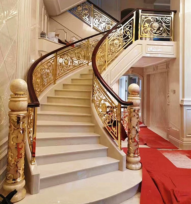 Modern Frameless Metal Stair Railings for Balcony Spaces