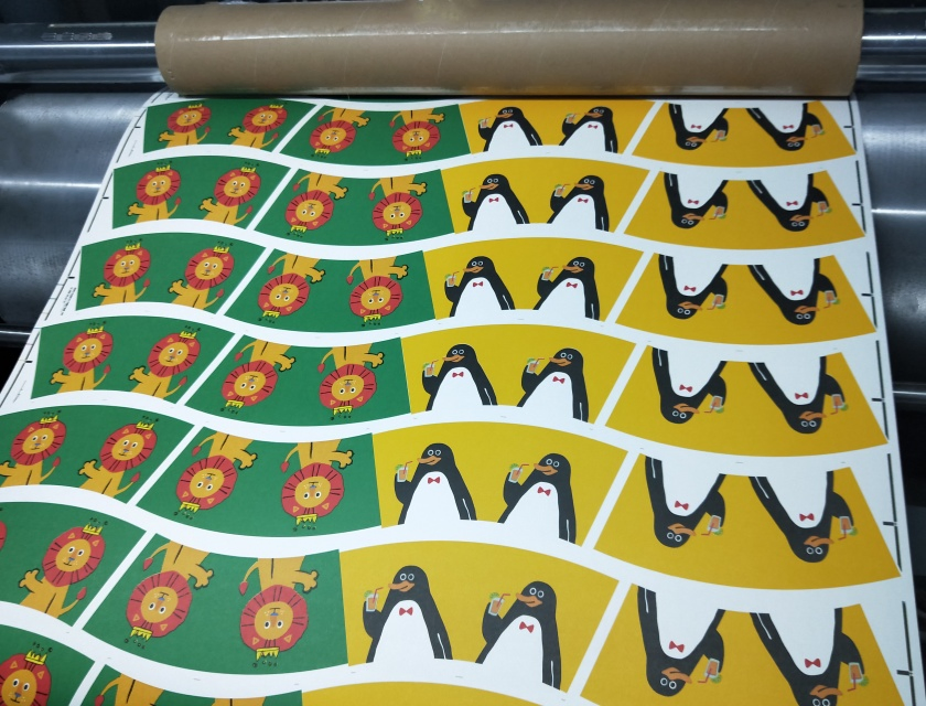 Customized Logo Design PE Coffee Cup Fan Paper