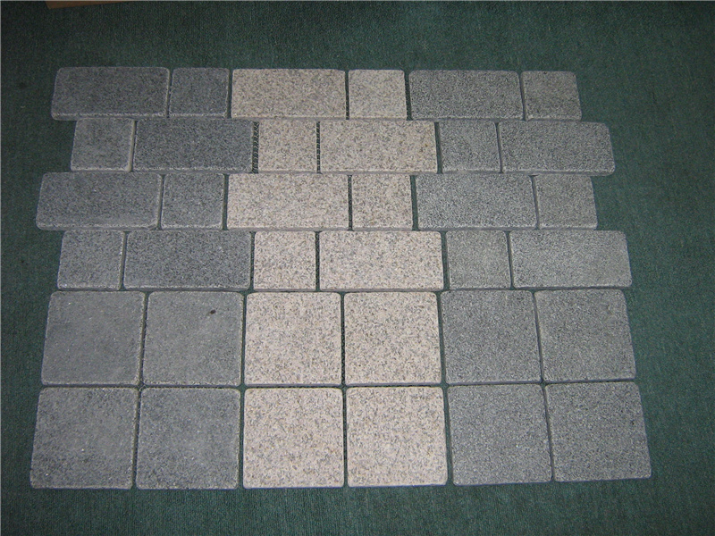 Outdoor Meshed Natural Granite Cube Stone Paving Stone Simple Paving Process