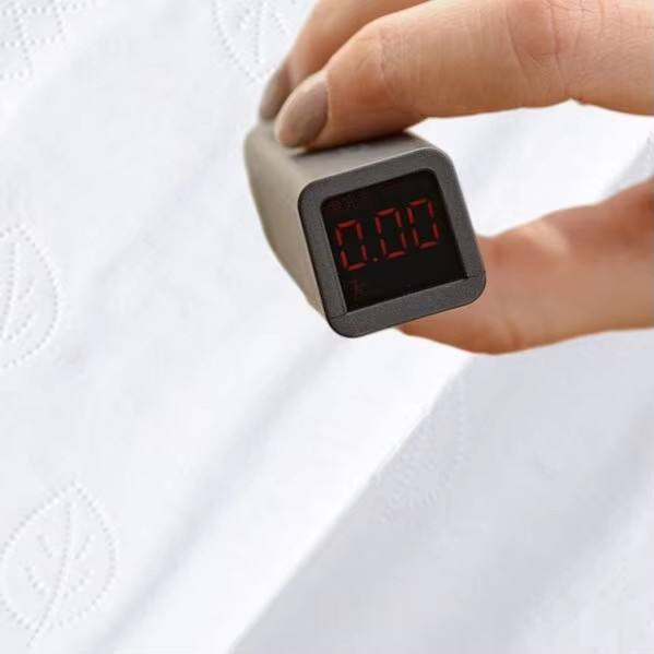 Customizable Hypoallergenic Facial Tissue Paper for Sensitive Skin Users