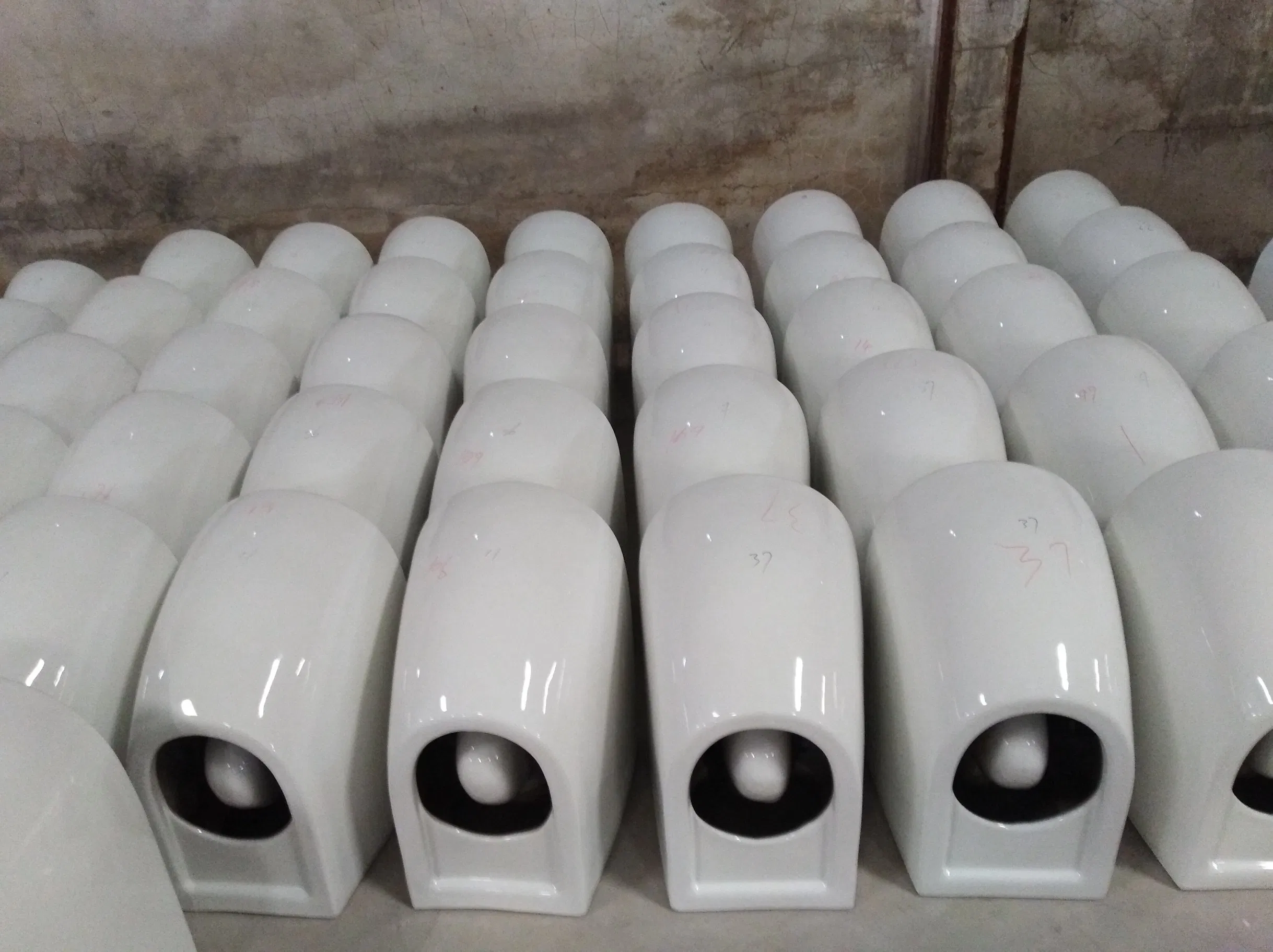 Matte Black Rimless Wall Mounted Toilet