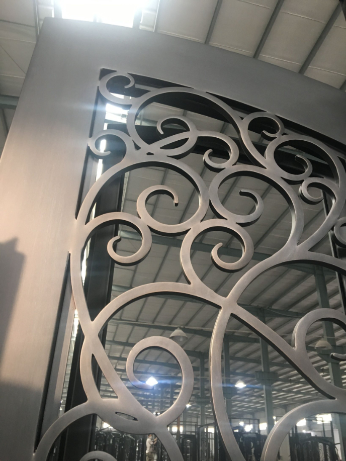 Hot Sale Cheap Price Factory Direct Sale Iron Door