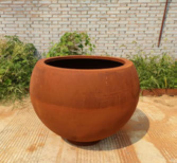 Weather-Resistant Corten Steel Plant Box for Sustainable Gardening
