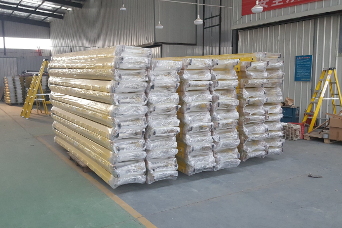 Manufacturer Sale 24 steps Electrical Insulation Innovative Telescopic Ladder