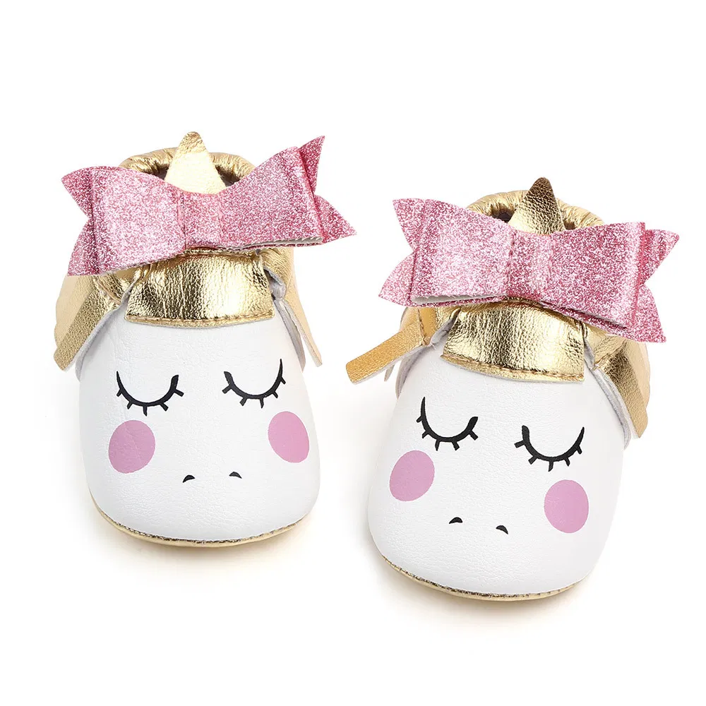 Baby Crib Shoes Anti-Slip Sole Soft Pre-Walker Cute Unicorn First Walker for Toddlers Slip-on Girls Shoes Esg13773
