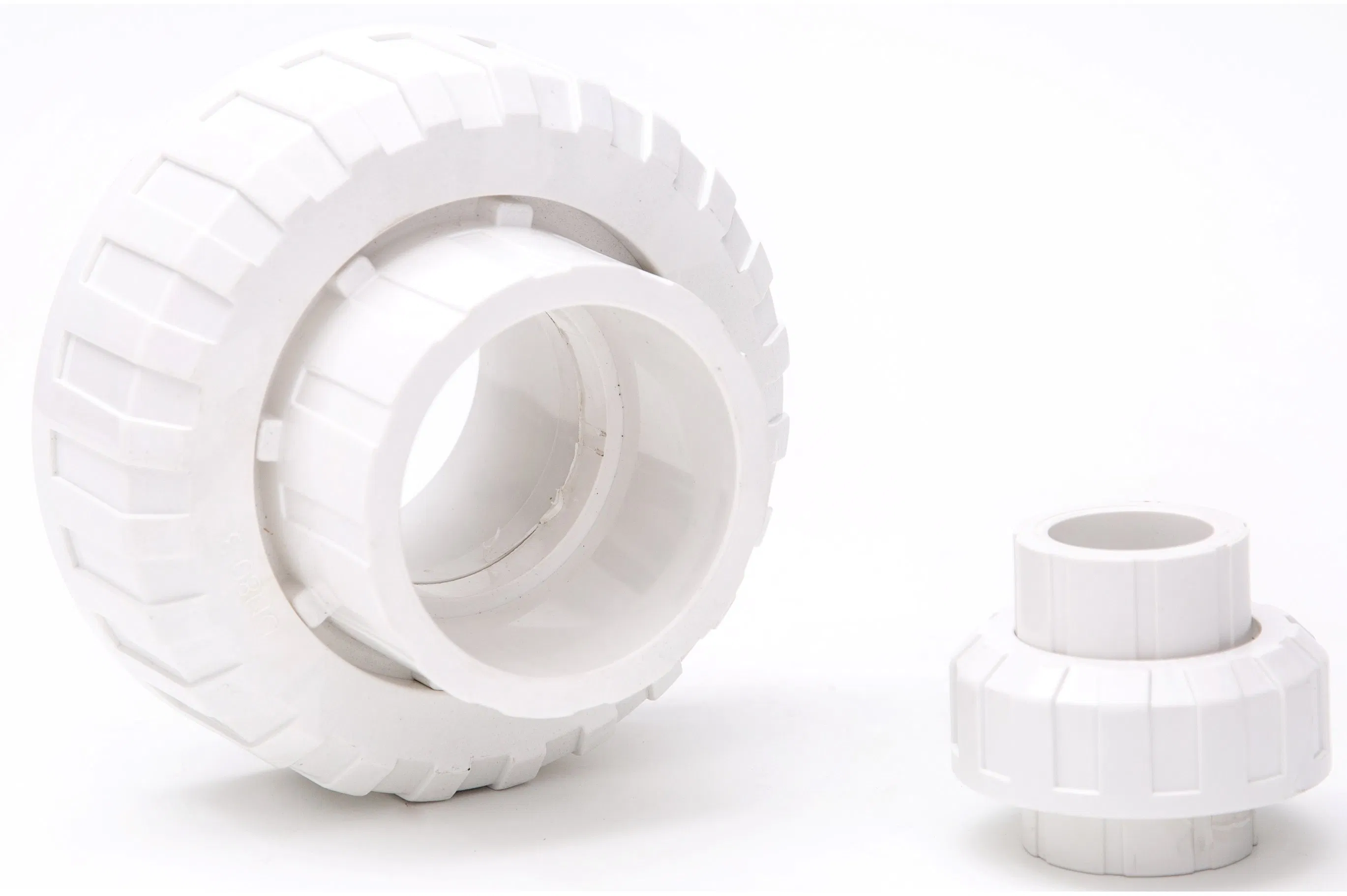 High Quality PVC Screwed Coupling Union UPVC Female Threaded Union Plastic BSPT Thread Union (1/2"- 4") JIS Standard Pn16