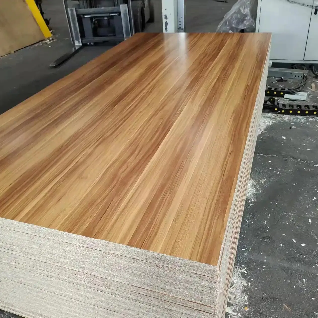 Both Sides White Color 16mm & 18mm Melamine Faced Chipboard Particle Board for Furniture Use