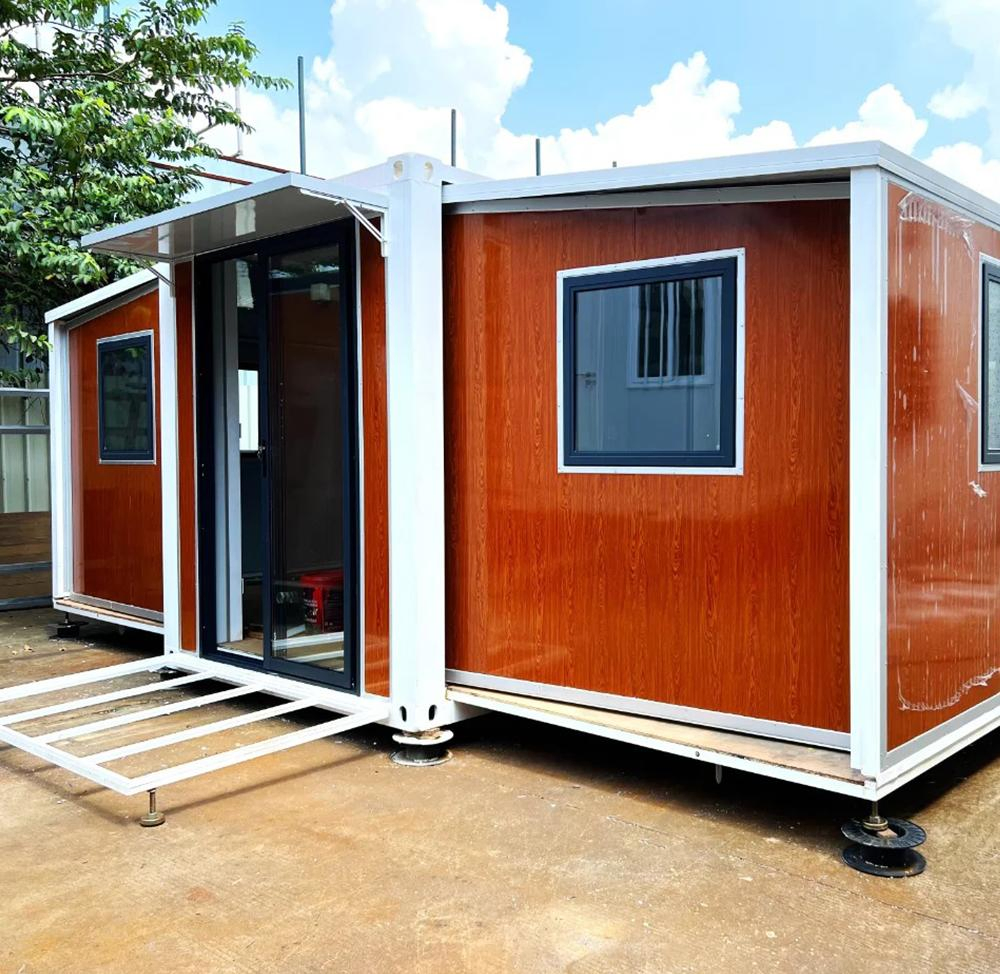 Luxury Large Space Galvanized Steel Container Full Facilities Expandable House for Residential