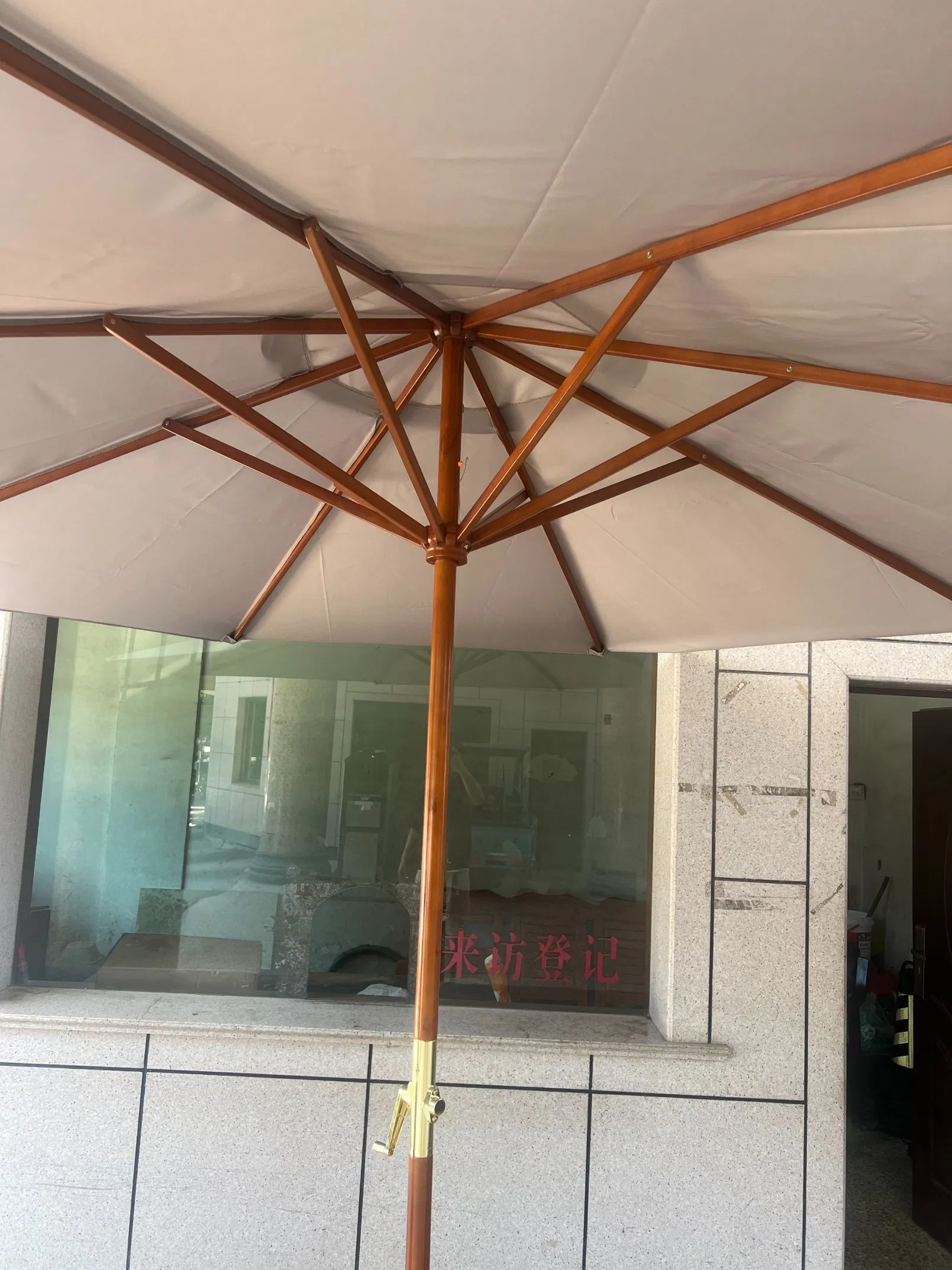 Wooden Market Parasol Umbrella Dia. 300cm 8ribs 48mm Pole with Crank
