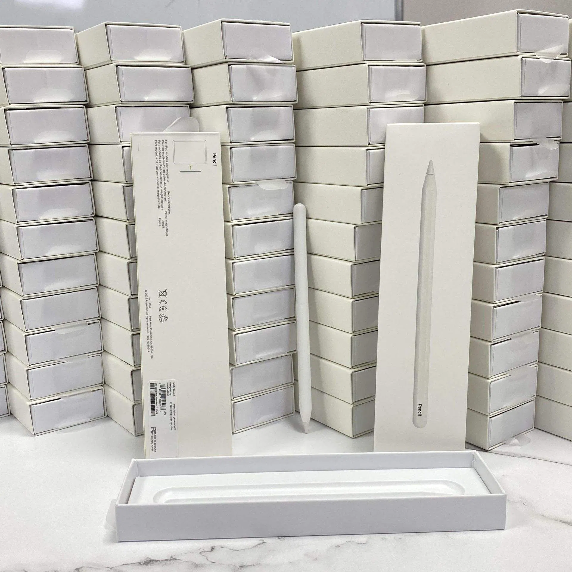 Hot Sell The Active Capacitive Stylus 2 Plam Is The Second Generation of The Original Magnetic Pencil That Refuses to Tilt Sensitivity for Drawing